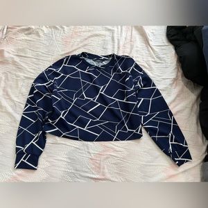 Asymmetric design top